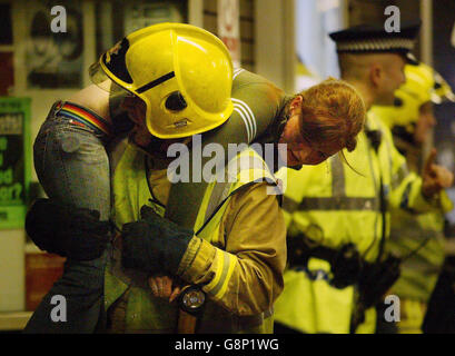 Emergency services act out an underground train crash at Bridge Street station, Glasgow Sunday September 11, 2005. Emergency services were put to the test tonight below the streets of Scotland's biggest city as a simulation of a derailment was carried out between two tube stations, Bridge Street and West Street. Although Strathclyde Passenger Transport (SPT), which runs Scotland's only underground, say the exercise was organised before the London bombings in July, they say the same evacuation procedures would be used in any emergency situation. See PA story SCOTLAND Simulation. PRESS Stock Photo