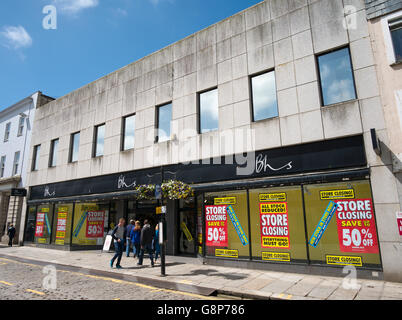 BHS shop exterior during closing down sale, Truro Cornwall England UK. Stock Photo