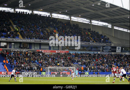 Bolton Wanderers v Burnley - Sky Bet Championship - Macron Stadium. Burnley fans in the away end at the Macron Stadium. Stock Photo