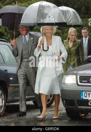 The Prince of Wales and the Duchess of Cornwall arrive for the wedding of Camilla's son Tom Parker Bowles who is marrying fiancee Sara Buys at St Nicholas Church, Rotherfield Greys, near Henley-on-Thames Saturday September 10, 2005. See PA story ROYAL ParkerBowles. PRESS ASSOCIATION Photo. Photo credit should read: Johnny Green/PA Stock Photo