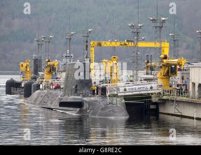 Attack submarine HMS Artful Stock Photo