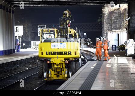 Engineering works at Queen Street Station in Glasgow, as rail commuters are advised to plan their trips and expect longer journey times as the major rail tunnel renovation got under way. Stock Photo