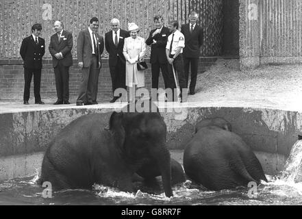 Queen Elizabeth II - London Zoo Stock Photo