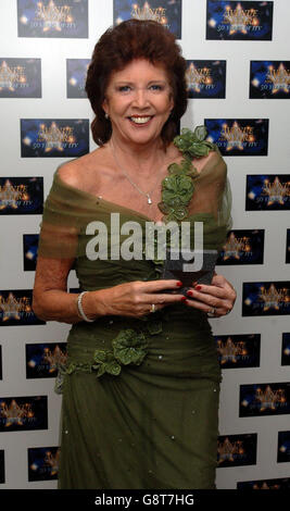 Cilla Black at the ITV Avenue of the Stars evening, London Studios, central London, Sunday 18 September 2005. PRESS ASSOCIATION Photo. Photo Credit should read: Steve Parsons/PA. Stock Photo