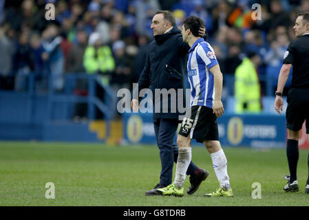 Sheffield Wednesday v Charlton Athletic - Sky Bet Championship - Hillsborough. Sheffield Wednesday manager Carlos Carvalhal and Sheffield Wednesday's Fernando Forestieri after the match Stock Photo