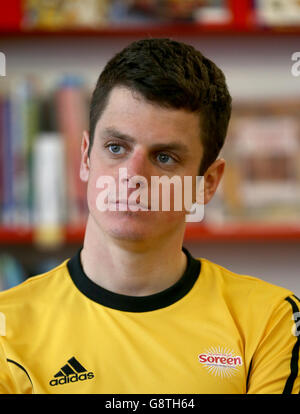 Brownlee Brothers Photocall - Bramhope Primary School. Jonny Brownlee during an interview at Bramhope Primary School. Stock Photo