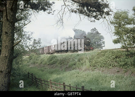Stanier Black 5 No. 45342 heads a south bound freight along the West Coast Main Line south of Lancaster on Monday, 17 June 1968. Stock Photo