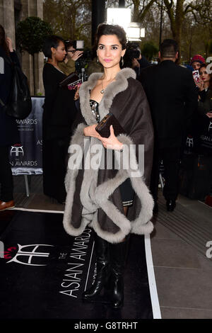 Amber Rose Revah attending the 2016 British Asian Awards at The Grosvenor House Hotel, London. PRESS ASSOCIATION Photo. Picture date: Friday April 8, 2016. Photo credit should read: Ian West/PA Wire Stock Photo