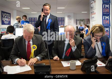 Prime Minister David Cameron helps to campaign for a 'Remain' vote in the forthcoming EU referendum at a phone centre in London today along with fellow pro EU campaigners, Lord Ashdown (left), Lord Kinnock and Amber Rudd (right). Stock Photo