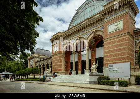 Palace of Velázquez, Buen Retiro Park, Madrid, Spain Stock Photo