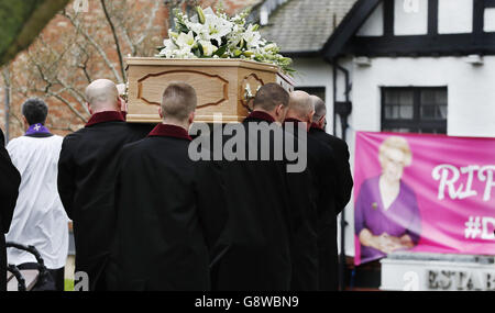 The coffin of TV agony aunt Denise Robertson is carried into Sunderland Minster for her funeral. Stock Photo