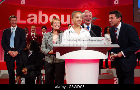 Mayor of London Ken Livingstone, Culture Secretary Tessa Jowell and Sebastian Coe listen as 16 year old Amber Charles speaks at the annual Labour Party Conference in Brighton Monday 26th September, 2005. Amber Charles a London 2012 youth ambassador from Newham who hopes to represent Great Britain in basketball at the 2012 Olympics. See PA Story LABOUR Conference. PRESS ASSOCIATION Photo. Photo credit should read: Chris Ison/PA. Stock Photo