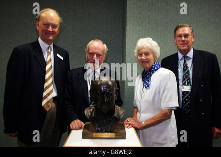 Cricket - The Ashes - npower Fifth Test - England v Australia - The Brit Oval. A Bust of legendary Brian Johnston is unveiled at the Brit Oval, home of Surrey CCC Stock Photo