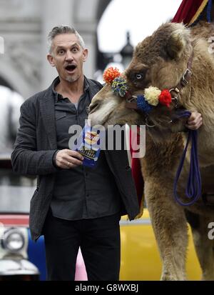 Gary Lineker brings Thailand, Morocco, India and New York to Marble Arch, London, for the launch of Walkers Spell & Go campaign, where people collect letters in packs of crisps to be in with a chance of winning one of 20,000 holidays up for grabs. Stock Photo