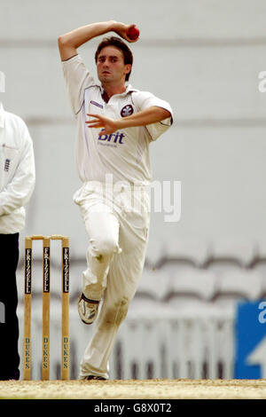 Cricket - Frizzell County Championship - Division One - Surrey v Middlesex - The Brit Oval Stock Photo