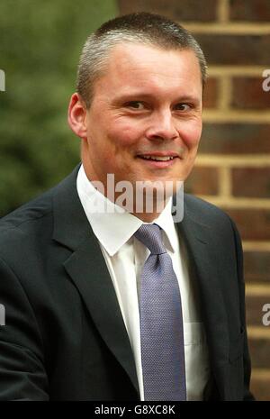 Hampshire Police Officer Gary Allsopp arrives for sentencing at Basingstoke Magistrate's Court. The 36 year old constable from Gosport was previously found guilty of assault by beating. Stock Photo