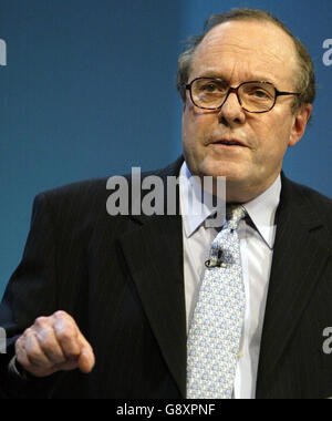 Michael Ancram, Deputy Leader of the Conservative party and Shadow Secretary of State for Defence during his address to the party conference in Blackpool, Wednesday October 5, 2005. Mr Ancram is expected to declare whether he is going to stand as a candidate in the leadership battle. See PA Story TORY Ancram. PRESS ASSOCIATION PHOTO. PHOTO CREDIT SHOULD READ: Phil Noble/PA. Stock Photo