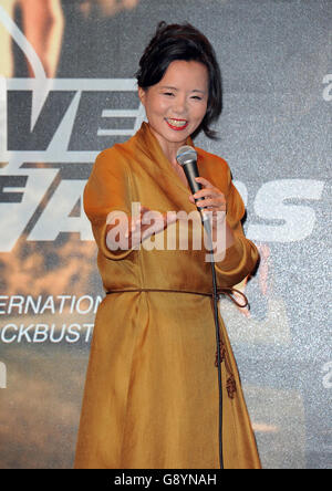 Munich, Germany. 30th June, 2016. Chinese singer Lao Luo sings during a press conference on the German-Chinese film ' Love Of Alps' in Munich, Germany, 30 June 2016. The film. which was mostly shot in Bavaria, is shown at the Munich International Film Festival. Photo: Ursula Dueren/dpa/Alamy Live News Stock Photo