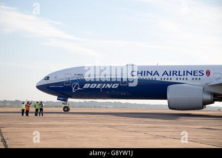 Asuncion, Paraguay. 30th June, 2016. Taiwan's (Republic of China) President Tsai Ing-wen special China Airlines aircraft prepares to depart, Silvio Pettirossi International Airport, Luque, Paraguay. Credit:  Andre M. Chang/ARDUOPRESS/Alamy Live News Stock Photo