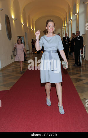 Munich, Germany. 30th June, 2016. Actress Carolin Fink arrives for the awarding ceremony of the Peace Prize of the German Movie 'Die Bruecke'(The Bridge) within the Munich International Film Festival in Munich, Germany, 30 June 2016. Photo: URSULA DUEREN/dpa/Alamy Live News Stock Photo