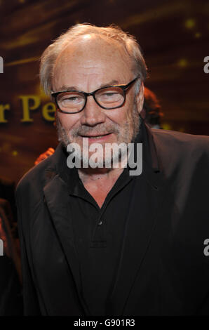 Munich, Germany. 30th June, 2016. German director and actor Klaus Maria Brandauer smiling after the award ceremony of the Friedenspreis des Deutschen Films-Die Bruecke ('Peace Award of the German Film-The Bridge') during the Munich Film Festival in Munich, Germany, 30 June 2016. PHOTO: URSULA DUEREN/dpa/Alamy Live News Stock Photo