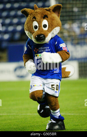 Soccer - Carling Cup - Second Round - Leicester City v Blackpool - Walkers Stadium Stock Photo