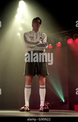 David Beckham of Manchester United at the launch of his new Adidas boot deal Stock Photo