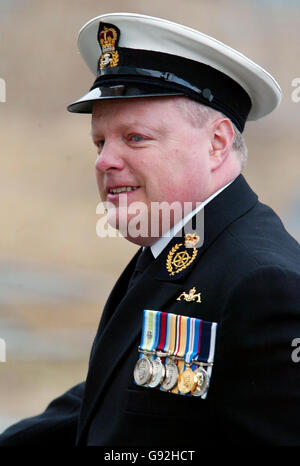 Royal Navy Chief Petty Officer Coxswain Neil Maitland arrives at a court martial at HMS Nelson in Portsmouth Tuesday January 10, 2006, to give evidence in the court martial of his former commanding officer Captain Robert Tarrant who is accused of bullying him and other members of crew of the submarine HMS Talent. See PA story COURTS Submarine. PRESS ASSOCIATION Photo. Photo credit should read: Chris Ison / PA. Stock Photo