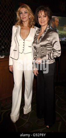 Natasha Richardson (left) and Francesca Annis attend the Evening Standard British Film Awards 2005 Dinner, at The Ivy Restaurant, Monday 30 January 2006. The Constant Gardener was awarded Best Film, with Ralph Fiennes winning Best Actor. Natasha Richardson won Best Actress for her performance in Asylum. PRESS ASSOCIATION Photo. Photo credit should read: Yui Mok/PA Stock Photo