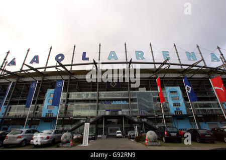 Soccer - FIFA World Cup 2006 Stadiums - AOL Arena - Hamburg. General view of AOL Arena Stock Photo