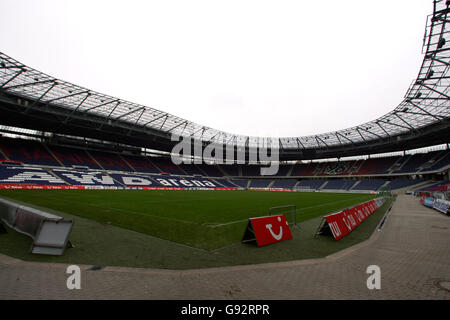Soccer - FIFA World Cup 2006 Stadiums - AWD Arena - Hanover. General view of the AWD Arena Stock Photo