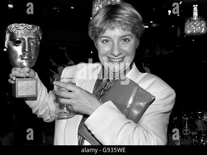 The unassuming writer/performer Victoria Wood, with her BAFTA Award for The Best Light Entertainment Performance for 'Victoria Wood As Seen on TV'. Stock Photo