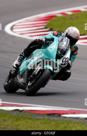 Motorcycling - Corona Extra Superbike World Championship 2005 - Race - Brands Hatch. Steve Martin Stock Photo