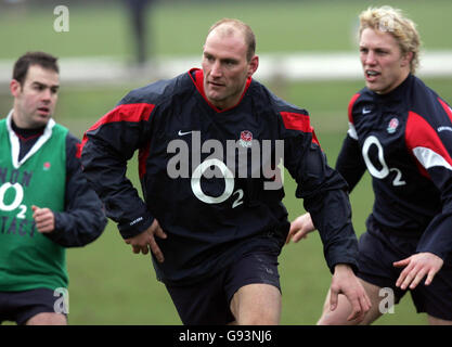 England's Lawrence Dallaglio in action during a training session at Loughborough University, Tuesday January 24, 2006. PRESS ASSOCIATION Photo. Photo credit should read: David Davies/PA. Stock Photo