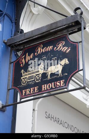 Bow Bar Pub Sign, Grassmarket, Edinburgh, Scotland Stock Photo