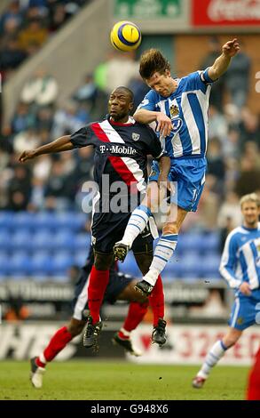 Soccer - FA Barclays Premiership - Wigan Athletic v West Bromwich Albion - JJB Stadium Stock Photo