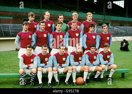 ENGLISH SOCCER. FRANK CASPER, BURNLEY manager Z4 Stock Photo - Alamy