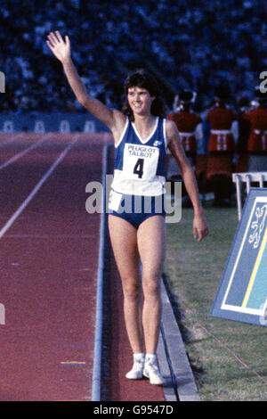 Athletics. Kathy Cook waves to the crowd Stock Photo