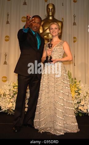 Reese Witherspoon won Best Actress for her role in "Walk the Line" at ...