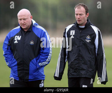 Newcastle United's Alan Shearer during a training session at Longbenton, Newcastle, Friday February 17, 2006. Newcastle United face Southampton in the FA Cup fifth round tomorrow. PRESS ASSOCIATION Photo. Photo credit should read: Owen Humphreys/PA Stock Photo