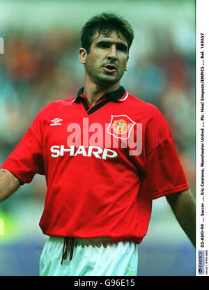 148657 eric cantona hi-res stock photography and images - Alamy