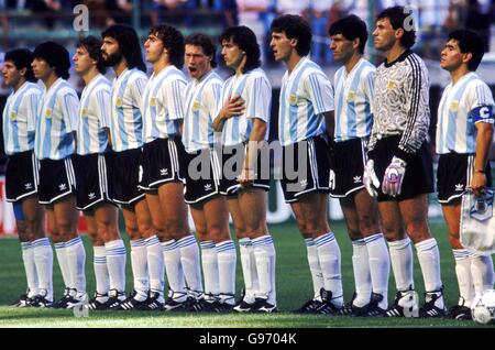 Soccer - World Cup Italia 90 - Group B - Cameroon v Argentina. The Argentina team group line up before the start of the opening match of the World Cup finals Stock Photo