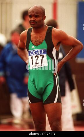 Athletics - CGU Gateshead Classic. Kriss Akabusi prepares to run in the masters 100m Stock Photo