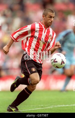 Soccer - FA Carling Premiership - Sunderland v Coventry City. Sunderland's Kevin Phillips Stock Photo