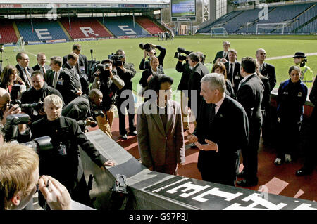 US Secretary of State Condoleezza Rice, center left, talks with Britain's Foreign Secretary Jack Straw, center right, at the Blackburn Rovers' soccer team stadium Ewood Park in Blackburn, northern England, Friday March 31, 2006. Rice is visiting the United Kingdom for four days at Straw's invitation, after he visited her home state of Alabama last year. Blackburn is the constituency of Jack Straw. PRESS ASSOCIATION Photo. Photo credit should read: Matt Dunham/AP/Pool/PA Stock Photo