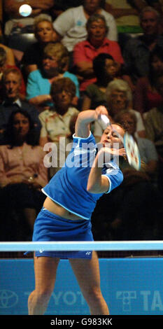 Scotland's Susan Hughes in action against New Zealand's Rebecca Leigh during the Women's Singles at the Melbourne Exhibition Centre, during the 18th Commonwealth Games in Melbourne, Australia, Wednesday March 22, 2006. PRESS ASSOCIATION Photo. Photo credit should read: Sean Dempsey/PA. Stock Photo