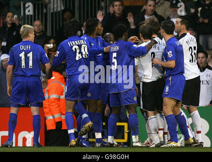 PA library file dated 19/03/2006 of Chelsea and Fulham players involved in a heated confrontation following a foul by Chelsea's William Gallas. Chelsea have been charged by the Football Association with failing to control their players for the second time in 15 days, Thursday March 23, 2006. The new charge relates to their conduct following the sending-off of William Gallas late on in last Sunday's match against Fulham. See PA story SOCCER Discipline Chelsea. PRESS ASSOCIATION Photo. Photo credit should read: Nick Potts/PA. Stock Photo