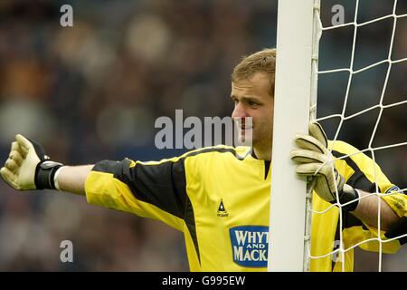 Soccer - Tennents Scottish Cup - Semi-Final - Hibernian v Heart of Midlothian - Hampden Park Stock Photo