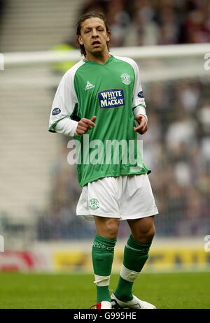 Soccer - Tennents Scottish Cup - Semi-Final - Hibernian v Heart of Midlothian - Hampden Park Stock Photo