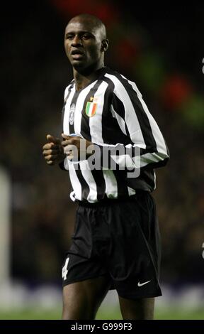 貴重PATRICK JUVENTUS　サッカースパイク　43 貴重PATRICK JUVENTUS サッカースパイク 43｜Yahoo!フリマ（旧PayPay